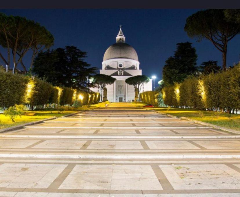 Eur Centro Lux Apartment Con Camino Rome Exterior photo