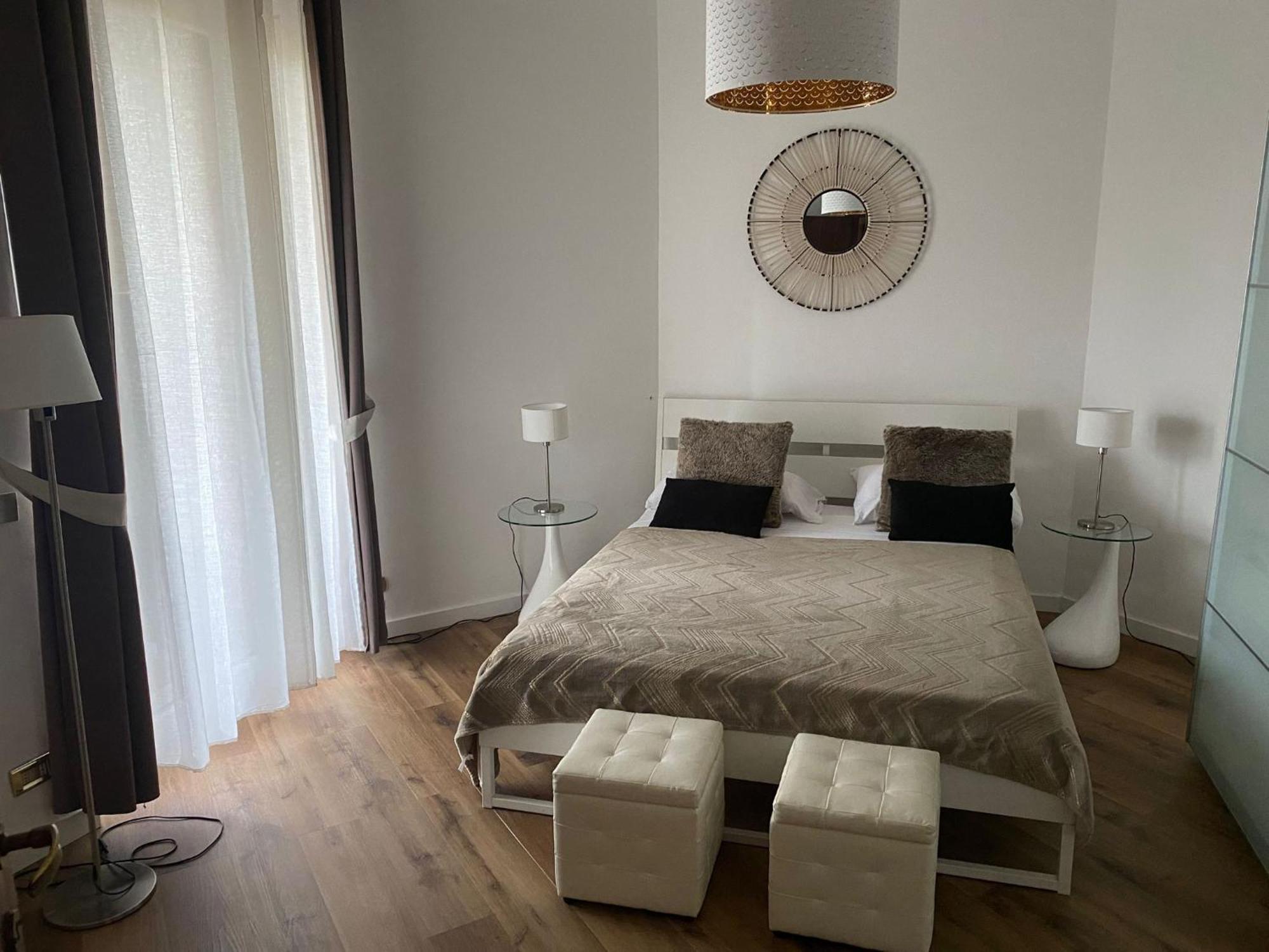 Eur Centro Lux Apartment Con Camino Rome Exterior photo